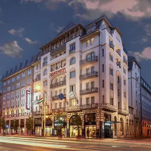 Hotel Moevenpick Centre ****